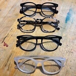 Bundle of four pairs of glasses
